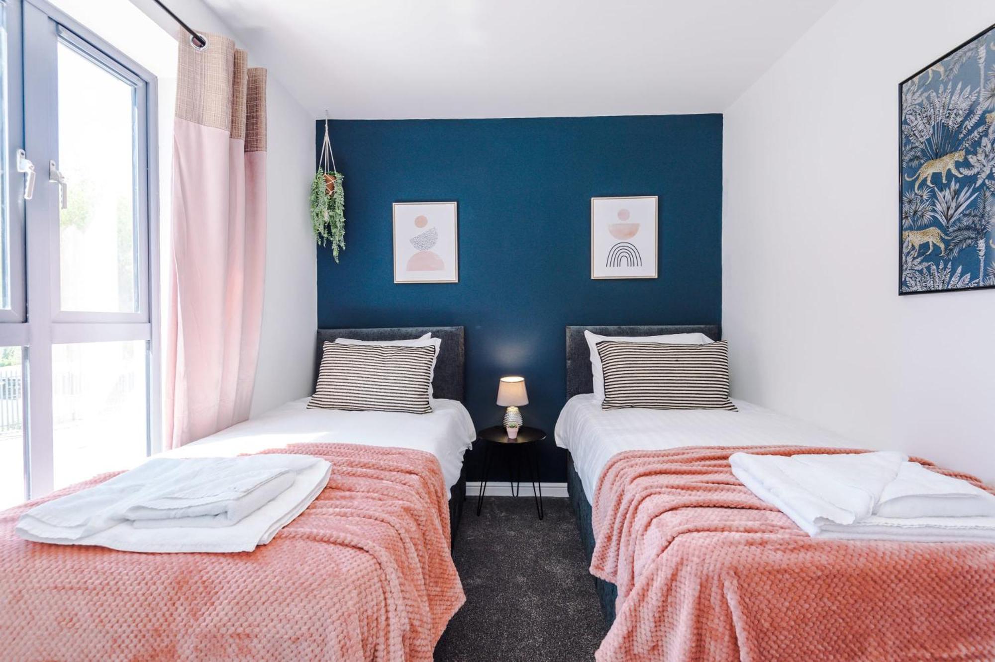 הוילה מנצ'סטר Rest&Recharge At Waterway House מראה חיצוני תמונה